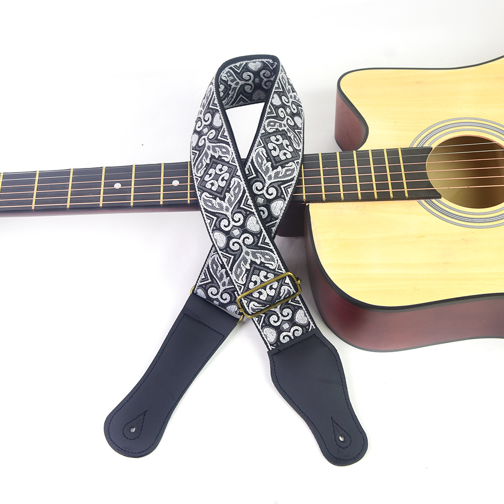 Guitar Strap Embroidered Print – Musical Instrument Art Bewertung und Preis