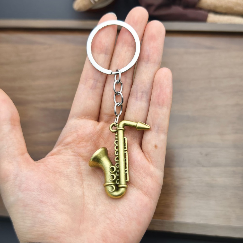 Retro Mini Saxophone Car Keych – Musical Instrument Oboe Bewertung und Preis